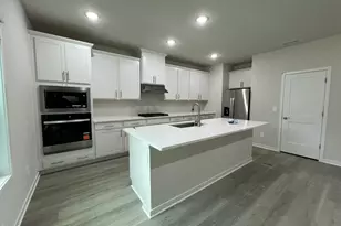5926 Fallowfield Ln, Raleigh, NC 27616 - Photo 4