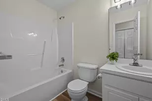 60 Candlewood Dr, Zebulon, NC 27597 - Photo 22