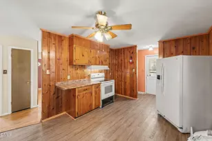 7025 Ryan St, Fayetteville, NC 28314 - Photo 20