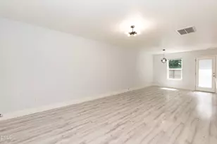 117 Stephenson Dr, Smithfield, NC 27577 - Photo 8