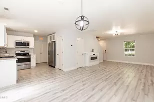 117 Stephenson Dr, Smithfield, NC 27577 - Photo 16