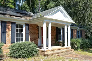 910 Parham St, Henderson, NC 27536 - Photo 8