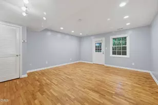 105 Fidelity St, Carrboro, NC 27510 - Photo 8