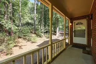 371 Umstead Dr, Chapel Hill, NC 27516 - Photo 2
