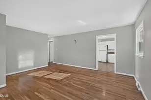 2202 Tuscaloosa St, Greensboro, NC 27401 - Photo 8