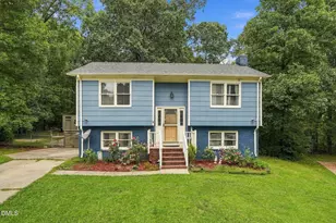 9 Cairn Ct, Durham, NC 27705 - Photo 2
