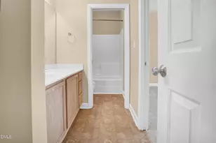 4611 Centrebrook Cir, Raleigh, NC 27616 - Photo 10