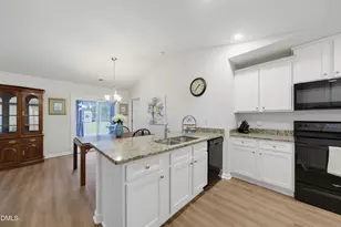 534 Mineral Spg Ln, Fuquay Varina, NC 27526 - Photo 2