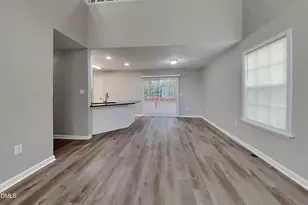 517 Parker St, Fuquay Varina, NC 27526 - Photo 2