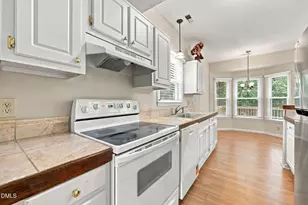210 Eagle Tavern Dr, Garner, NC 27529 - Photo 8