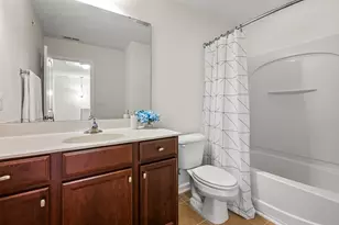 9320 Lennox Laurel Cir, Raleigh, NC 27617 - Photo 28