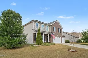 1000 Harvest Point Dr, Fuquay Varina, NC 27526 - Photo 2