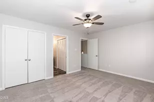 709 E E Millbrook Rd, Raleigh, NC 27609 - Photo 20