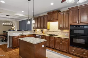328 Bridgegate Dr, Cary, NC 27519 - Photo 20