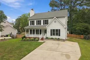 603 Pinewood Dr, Apex, NC 27502 - Photo 2