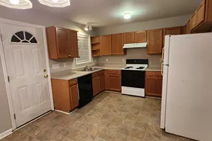 134 W Oak Ave, Wake Forest, NC 27587 - Photo 6