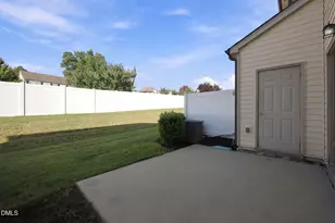 2704 Benevolence Dr, Raleigh, NC 27610 - Photo 38