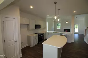 175 Margot Manor Dr, Benson, NC 27504 - Photo 6