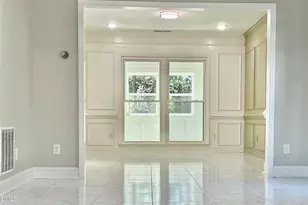 9 Wavecrest Ct, Durham, NC 27713 - Photo 12