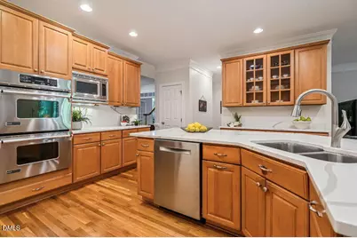 110 Summerview Lane, Cary, NC 27518 - Photo 12