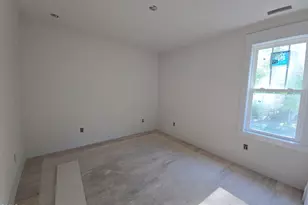 612 Hemlock Ave, Durham, NC 27707 - Photo 8