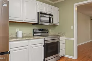 148 Greenmont Ln, Cary, NC 27511 - Photo 8