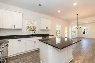 623 Melrose Ct, Sanford, NC 27330 - Photo 8
