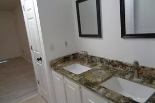 8331 Hempshire Pl, Raleigh, NC 27613 - Photo 14