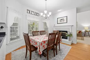 337 Chatham Dr, Chapel Hill, NC 27516 - Photo 16