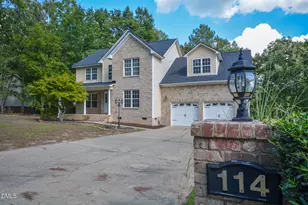 114 Carolina Way, Sanford, NC 27332 - Photo 2