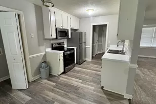 513 N Walnut St, Spring Hope, NC 27882 - Photo 4