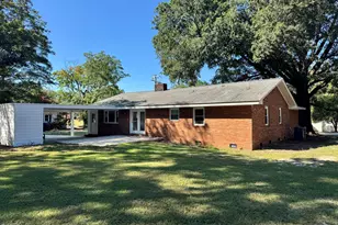 402 N Pine St, Wendell, NC 27591 - Photo 2