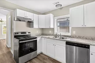 415 Spring Ct, Henderson, NC 27536 - Photo 14