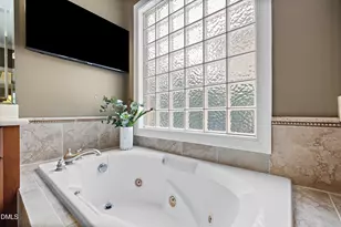 5707 Highcroft Dr, Cary, NC 27519 - Photo 20