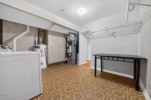1912 Fox Sterling Dr, Raleigh, NC 27606 - Photo 24