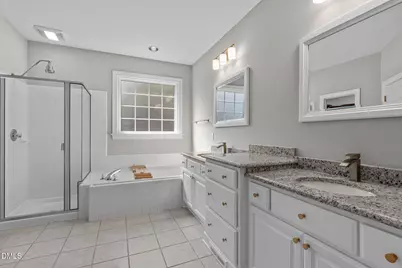 9501 Meadowmont Lane, Raleigh, NC 27615 - Photo 14