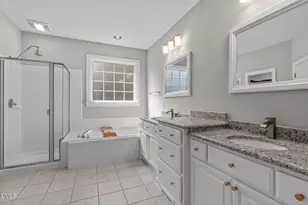 9501 Meadowmont Ln, Raleigh, NC 27615 - Photo 14