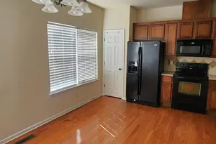 248 Linden Park Ln, Cary, NC 27519 - Photo 10