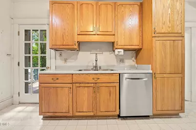 2009 McCarthy Street, Raleigh, NC 27608 - Photo 32