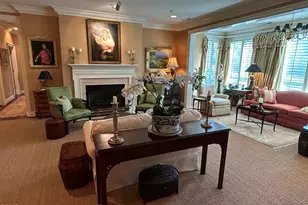 2801 Glenwood Gardens Ln, Raleigh, NC 27608 - Photo 2