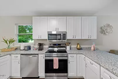 795 Lakeside Avenue, Burlington, NC 27217 - Photo 12