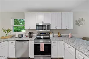 795 Lakeside Ave, Burlington, NC 27217 - Photo 12