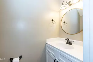 110 Cimmaron Ct, Cary, NC 27511 - Photo 6