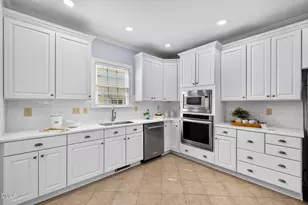 517 Commons Walk Cir, Cary, NC 27519 - Photo 18