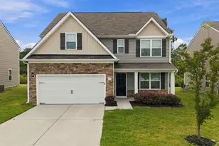 613 Howling Wind Dr, Zebulon, NC 27597 - Photo 1