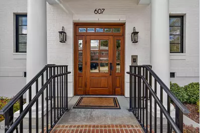 607 Smedes Place #B, Raleigh, NC 27605 - Photo 2