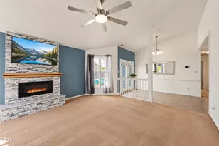 3922 Crusader Dr, Hope Mills, NC 28348 - Photo 6