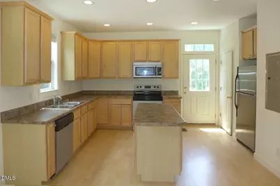 307 W Poplar Avenue, Carrboro, NC 27510 - Photo 10