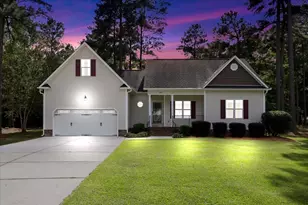 359 Log Cabin Ct, Selma, NC 27576 - Photo 2
