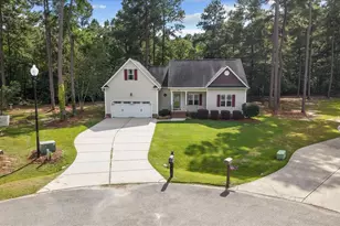 359 Log Cabin Ct, Selma, NC 27576 - Photo 12